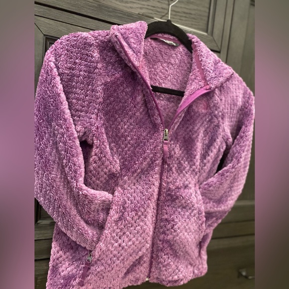 The North Face Kids Jackets - Picture 2 of 9